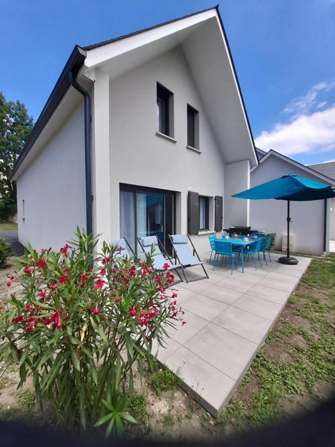 Gite Les Lys Fleurs Des Pyrenees Argeles-Gazost Exterior photo